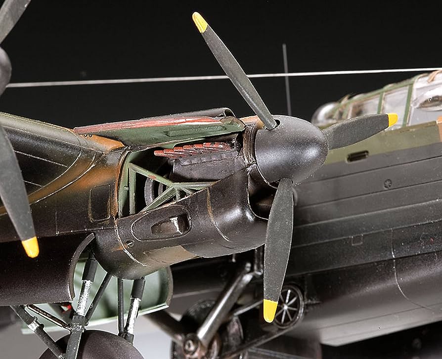 Modèle réduit Revell Lancaster B.III "Dambusters"